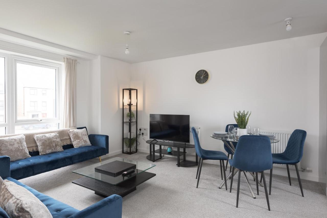 Two Bedroom Apartment - Milton Keynes By Aryas Properties Broughton  Ngoại thất bức ảnh