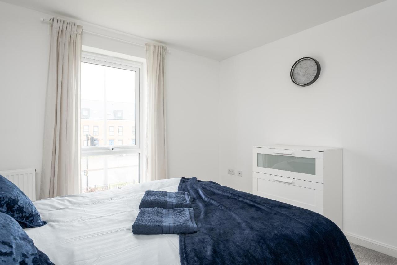 Two Bedroom Apartment - Milton Keynes By Aryas Properties Broughton  Ngoại thất bức ảnh